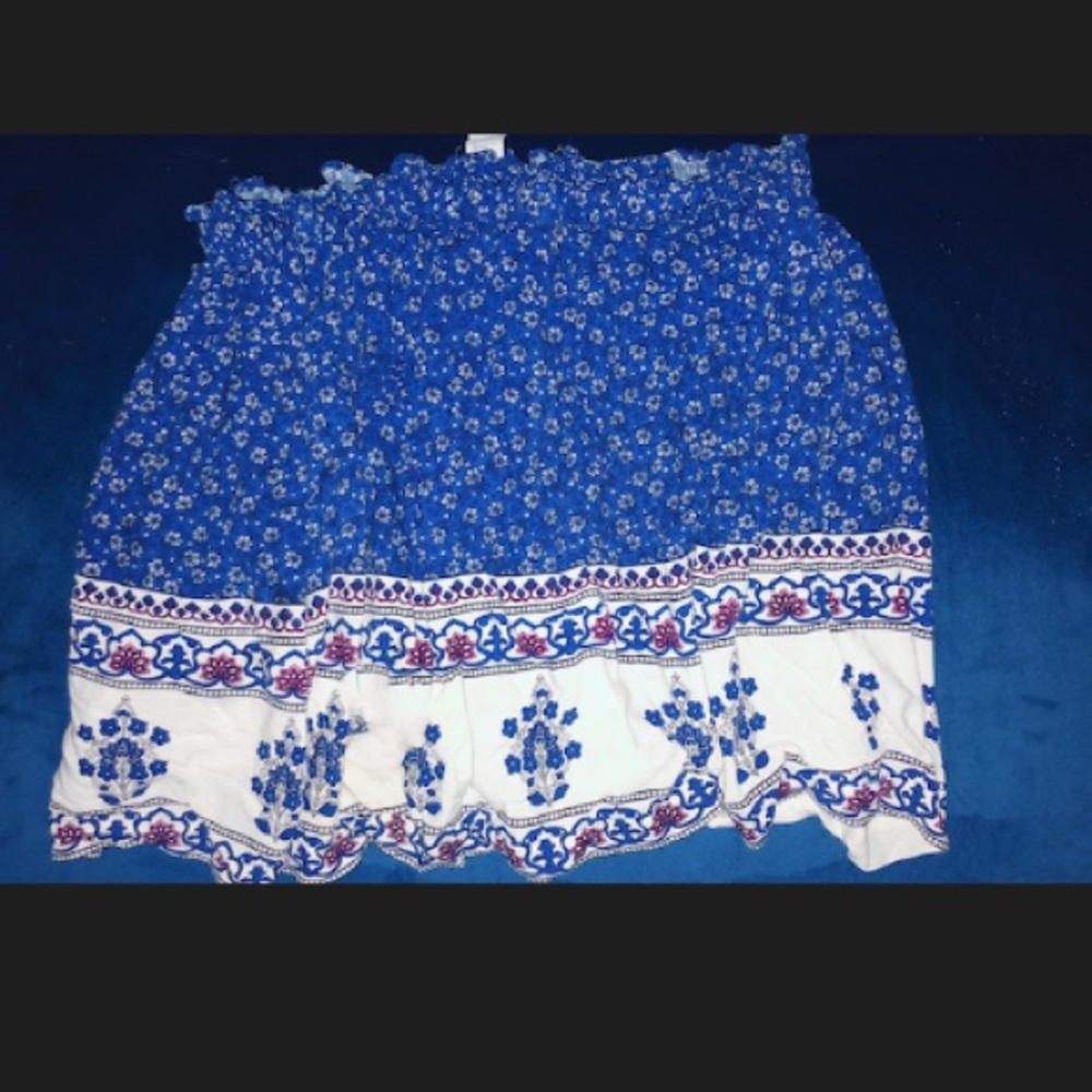 ⚡️Blue Paisley/Floral Skirt⚡️